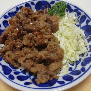 牛バラ肉の揉み込み焼肉キャベツ添え